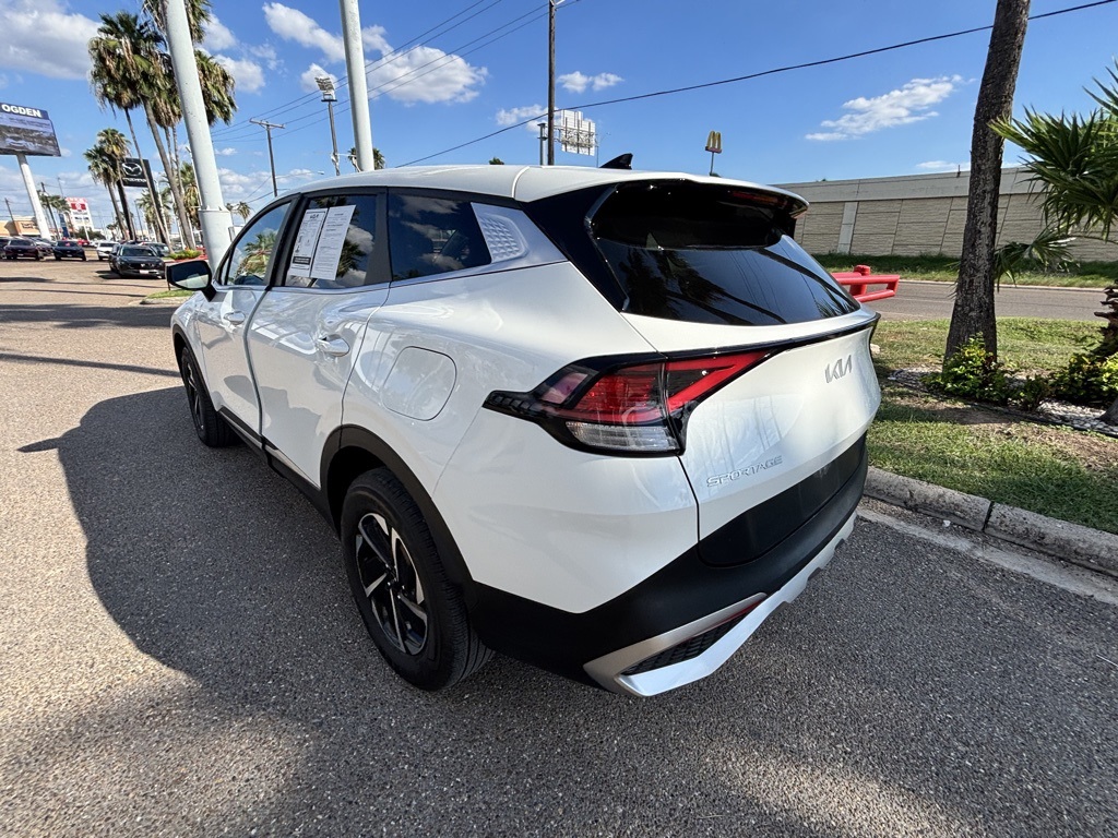 2023 Kia Sportage Hybrid LX photo 5
