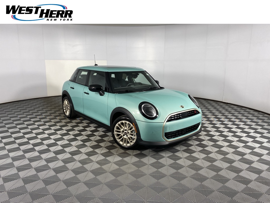 2026 MINI Hardtop 4 Door S's photo