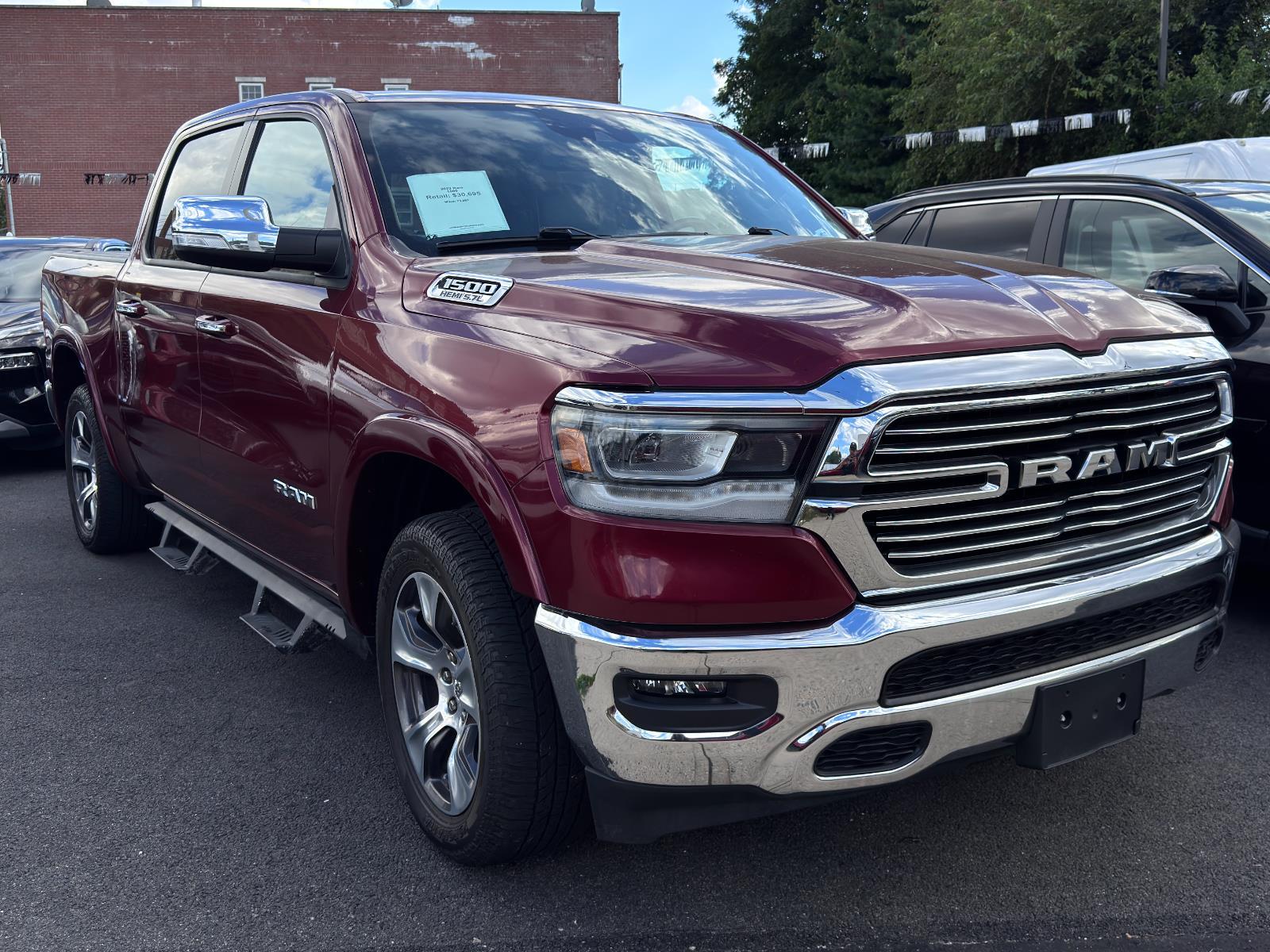 2022 Ram 1500 Laramie photo 3