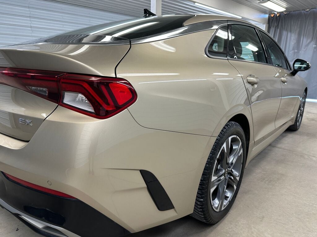 2021 Kia K5 EX photo 21