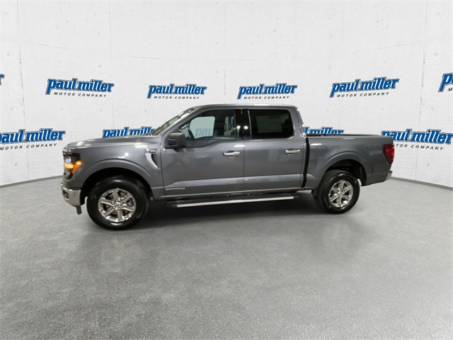 2024 Ford F-150 XLT photo 2