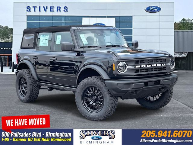 2025 Ford Bronco 4-Door Base's photo