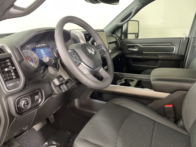 2026 Ram 2500 Big Horn photo 19