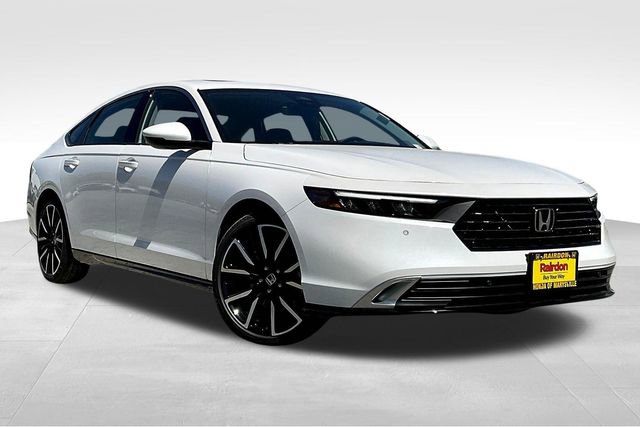 2025 Honda Accord Hybrid Touring's photo