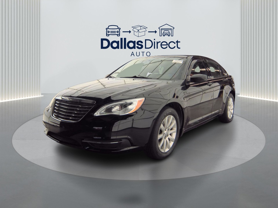 2013 Chrysler 200 Touring photo 4