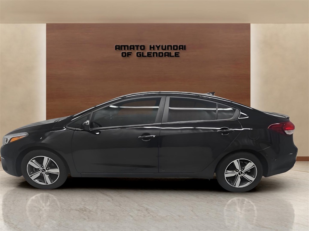 Used 2018 Kia FORTE S with VIN 3KPFL4A73JE188428 for sale in Glendale, WI