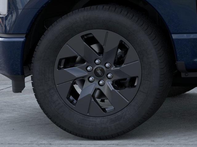 2025 Ford F-150 Lightning photo 30