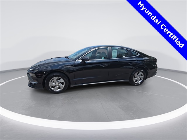 2025 Hyundai Sonata SE photo 4