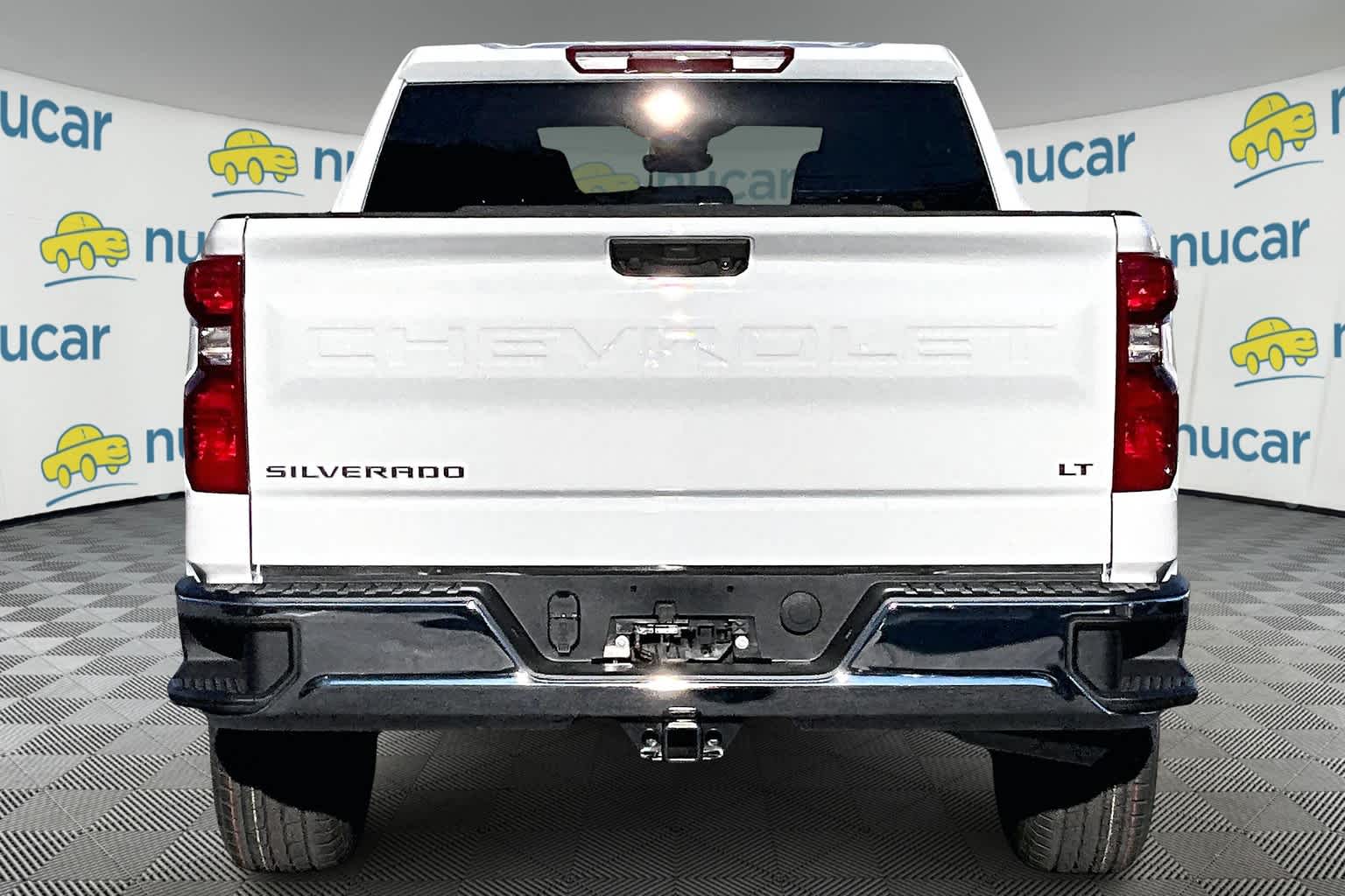 2025 Chevrolet Silverado 1500 LT photo 5