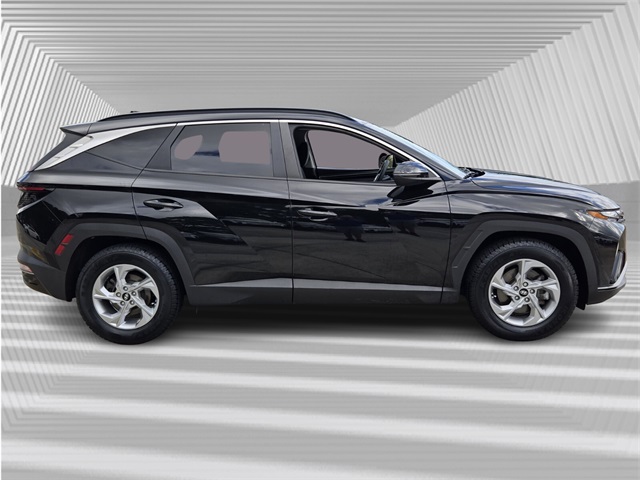 2023 Hyundai Tucson SEL photo 2