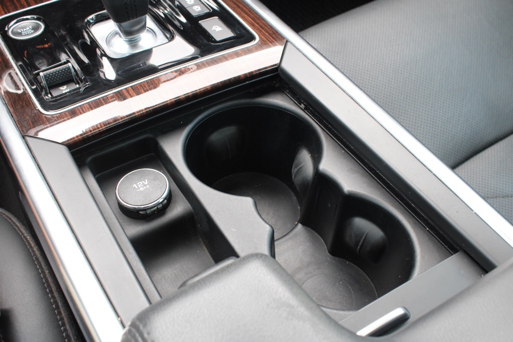 2020 Jaguar XE S photo 22