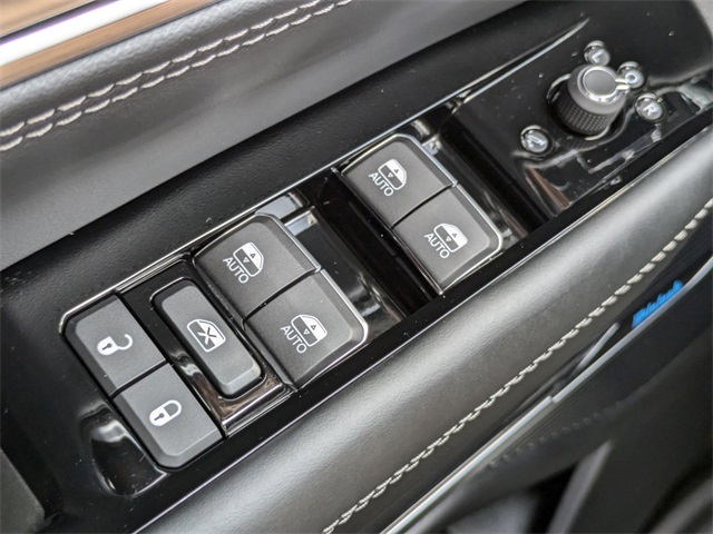 2024 Jeep Grand Wagoneer II photo 20