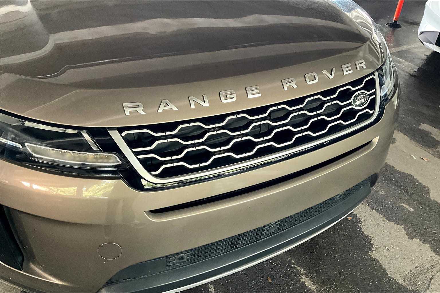 2020 Land Rover Range Rover Evoque S photo 28