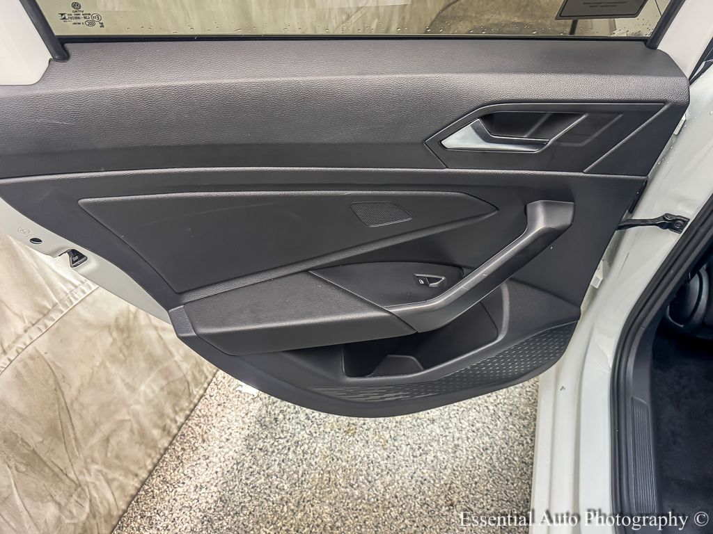2024 VOLKSWAGEN JETTA - Image 20