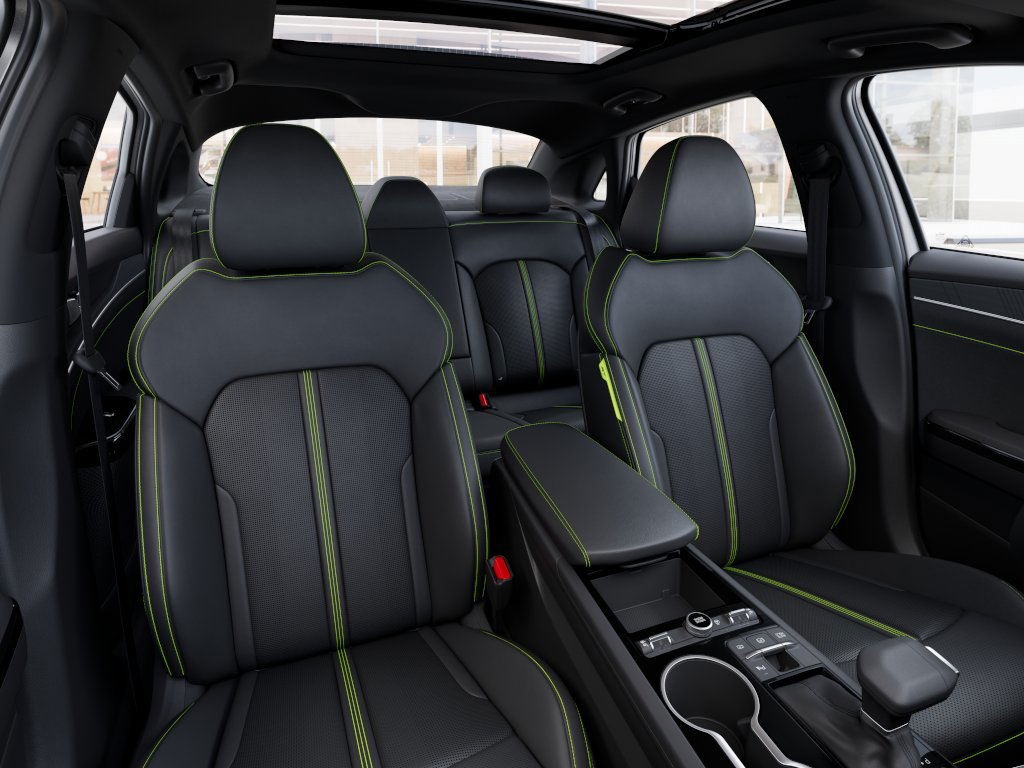 2026 Kia K5 GT photo 14