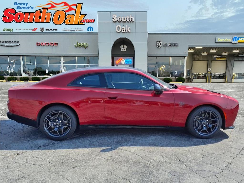 2024 Dodge Charger Daytona R/T photo 2