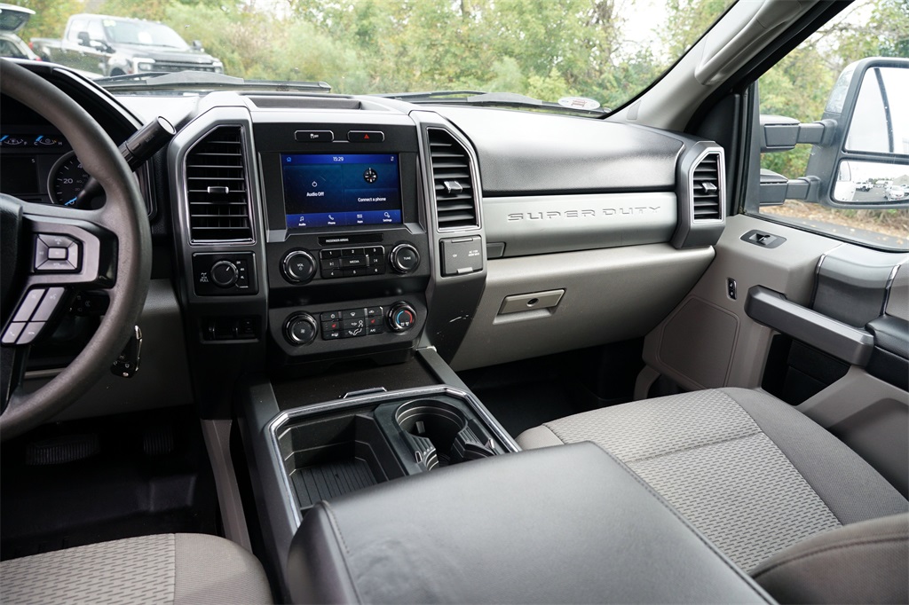 2021 Ford F-250 photo 19
