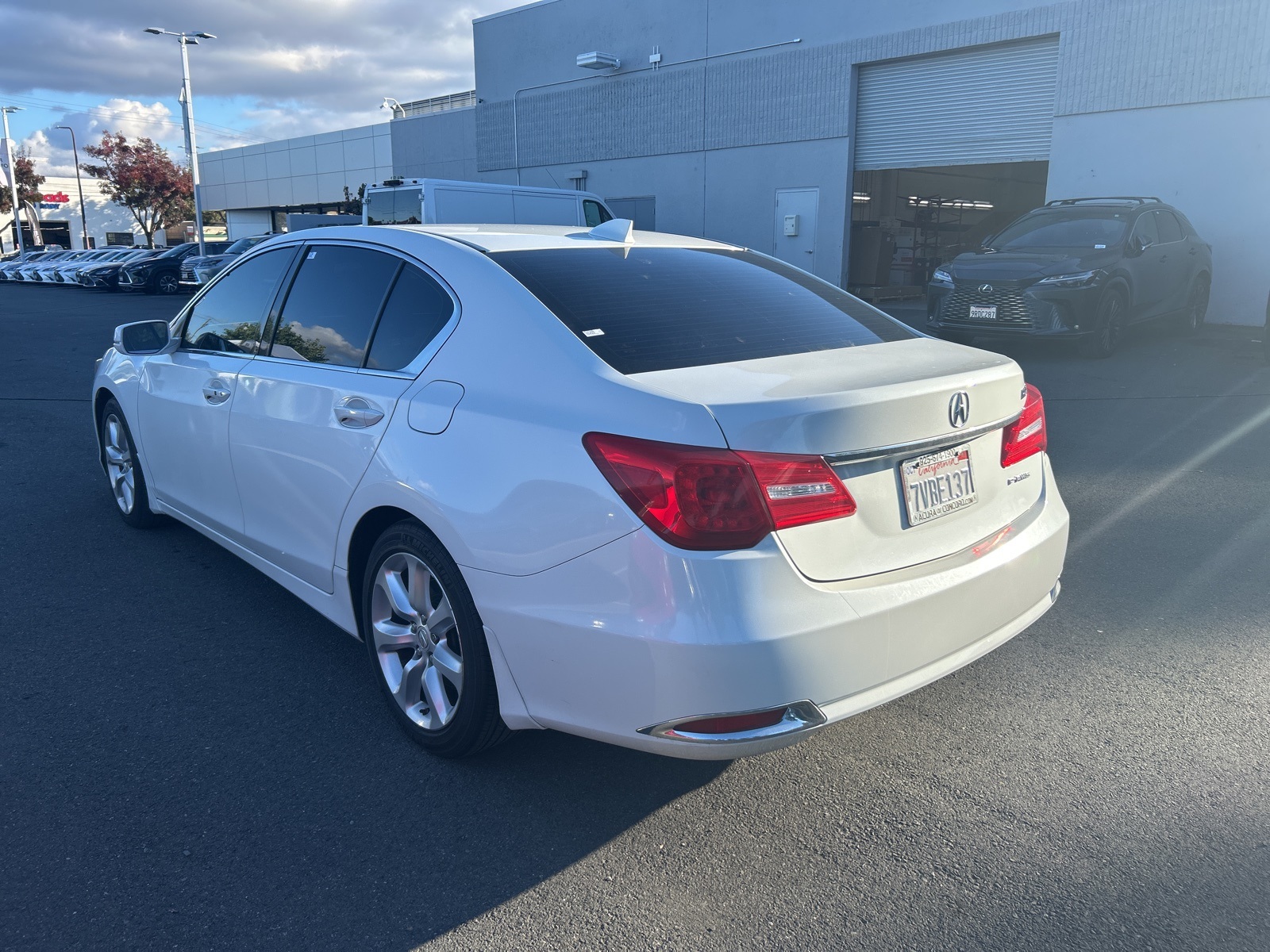 2014 Acura RLX Base photo 4