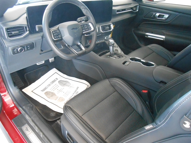 2024 Ford Mustang GT Premium photo 2