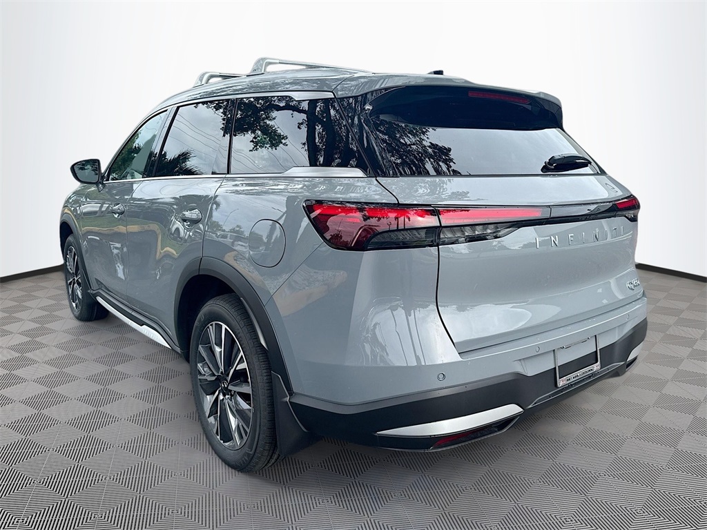 2026 Infiniti QX60 Luxe photo 5