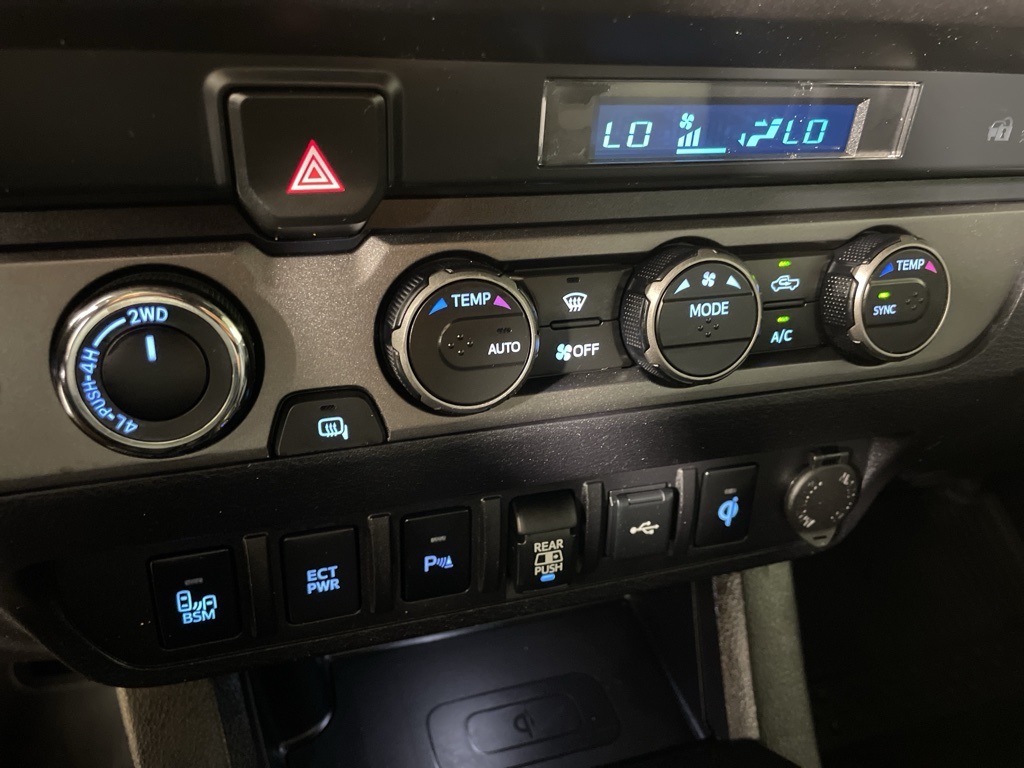 2021 Toyota Tacoma TRD Off-Road photo 27