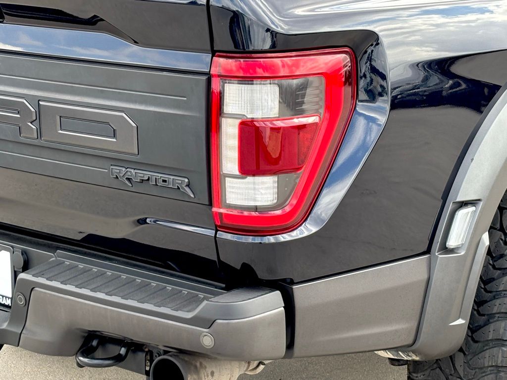 2021 Ford F-150 Raptor photo 4
