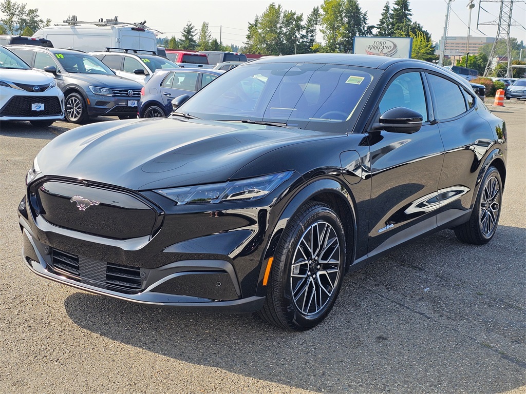 2025 Ford Mustang Mach-E Premium photo 3