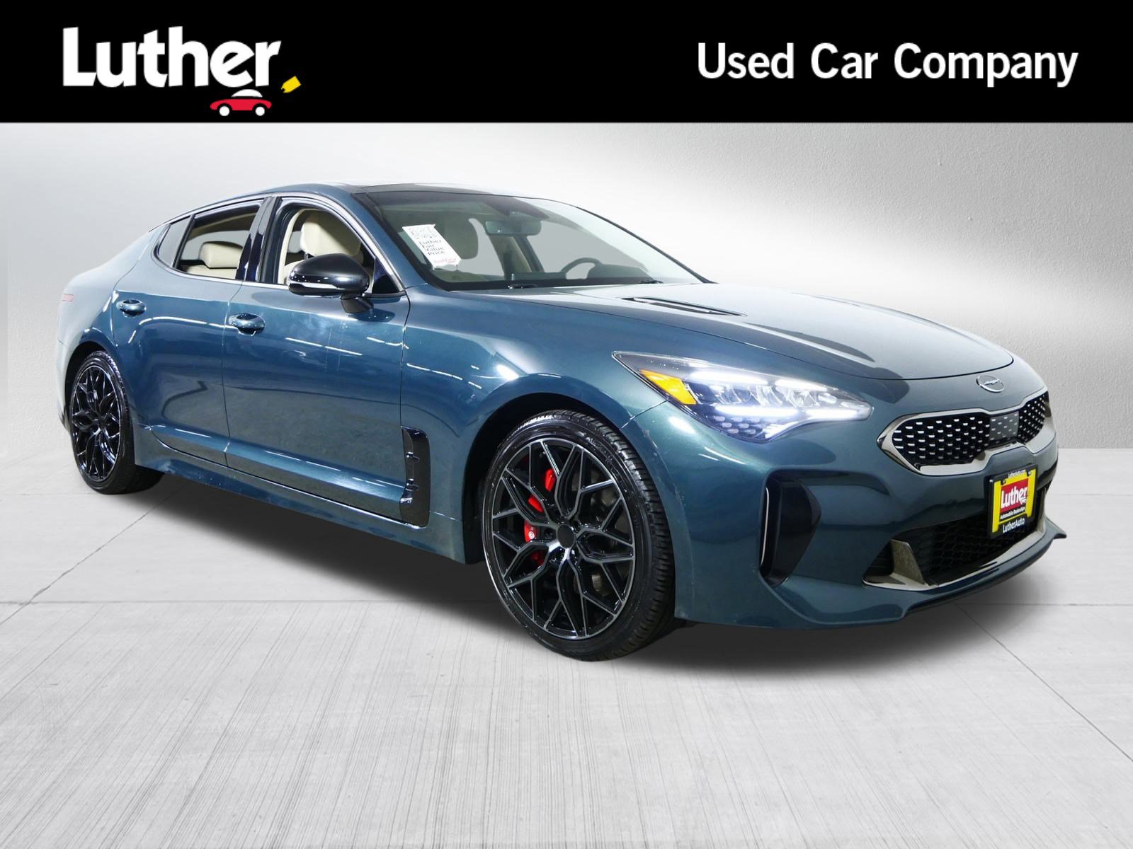 2023 Kia Stinger GT-Line's photo