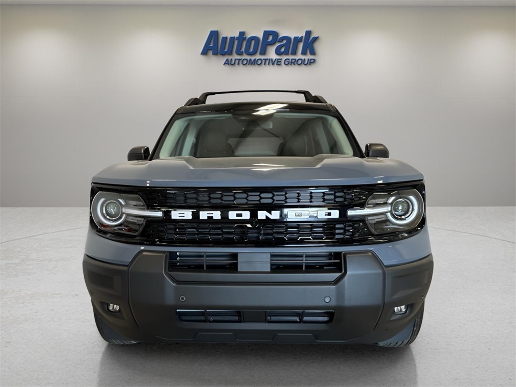 2025 Ford Bronco Sport Outer Banks photo 2