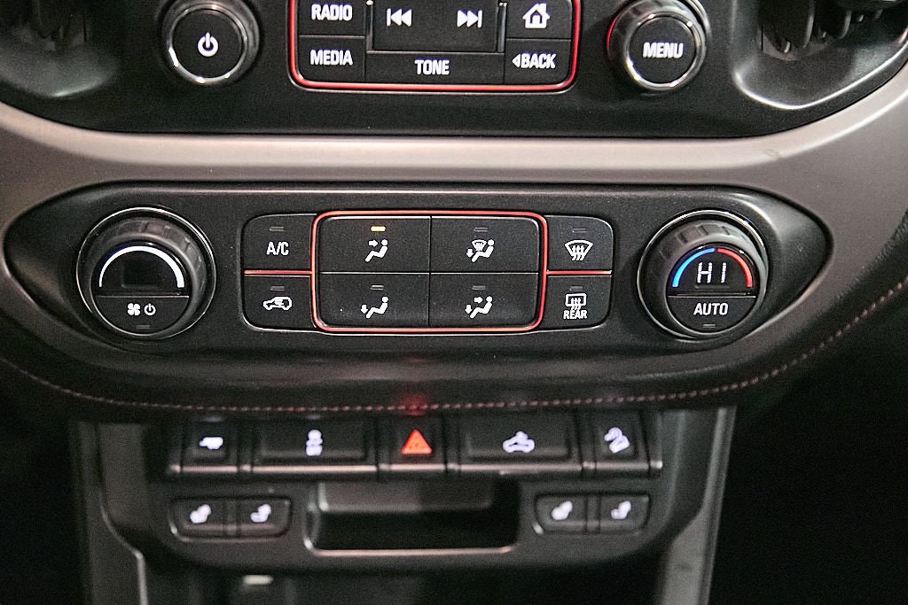 2016 GMC CANYON - Image 25