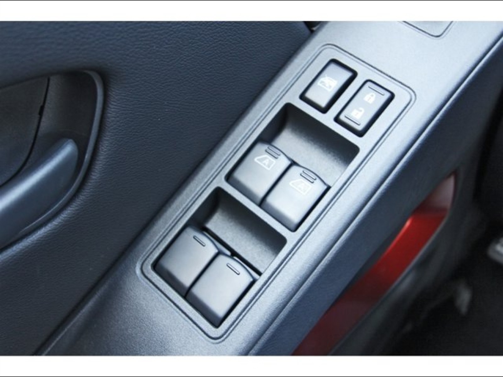 2026 Nissan Frontier Crew Cab PRO-4X® White at Robbins Nissan