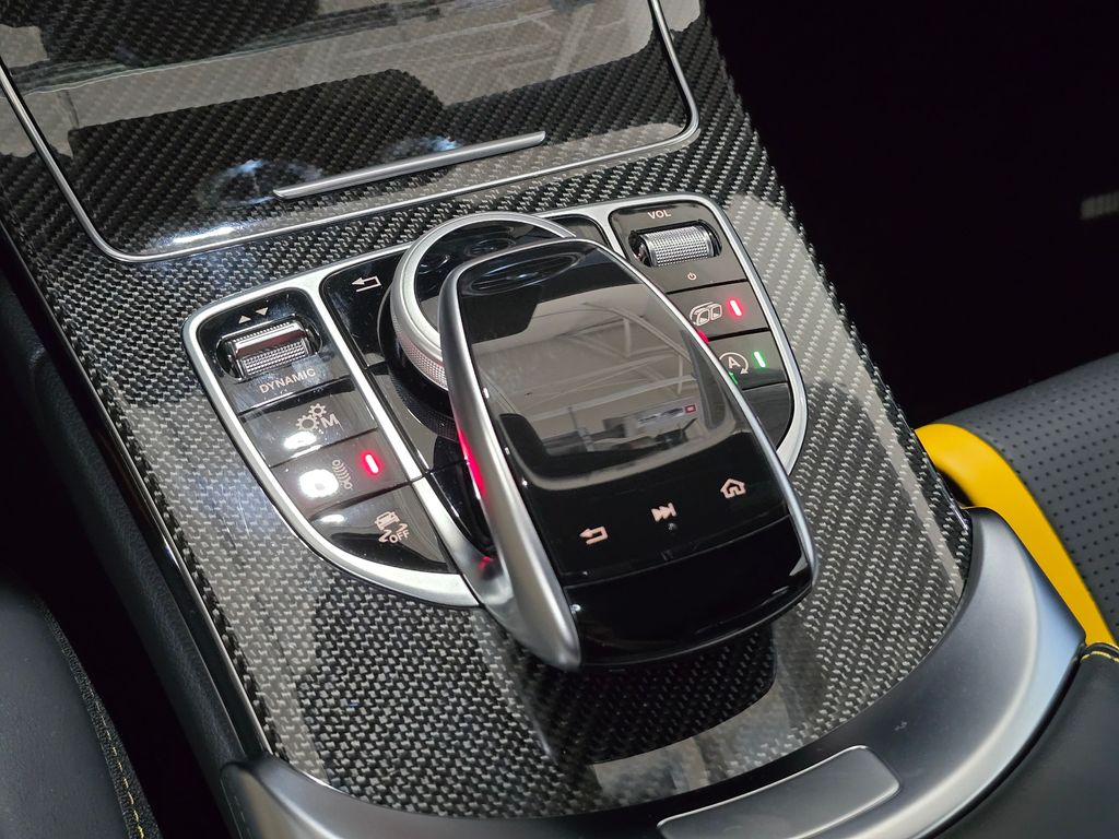 2019 Mercedes Benz C AMG 63 S photo 12