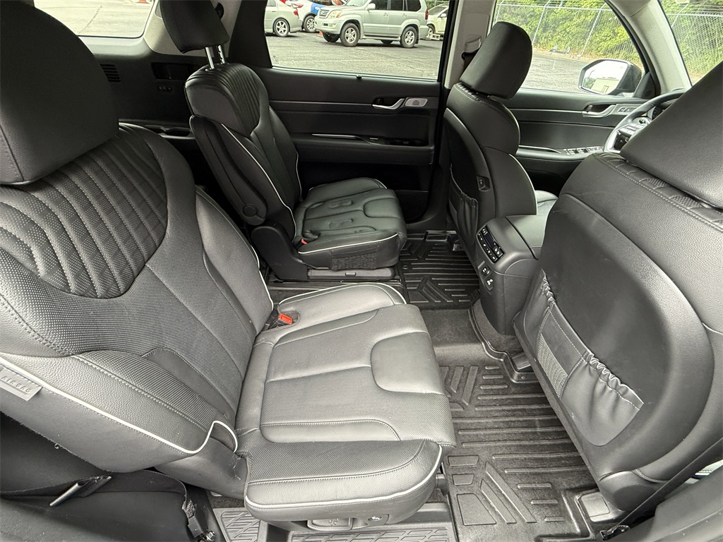 2023 Hyundai Palisade Limited photo 16
