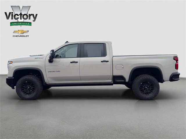 2026 Chevrolet Silverado 2500HD ZR2 photo 3