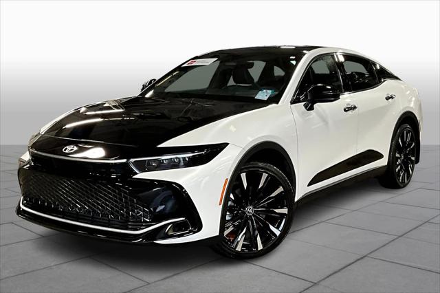 2025 Toyota Crown Platinum