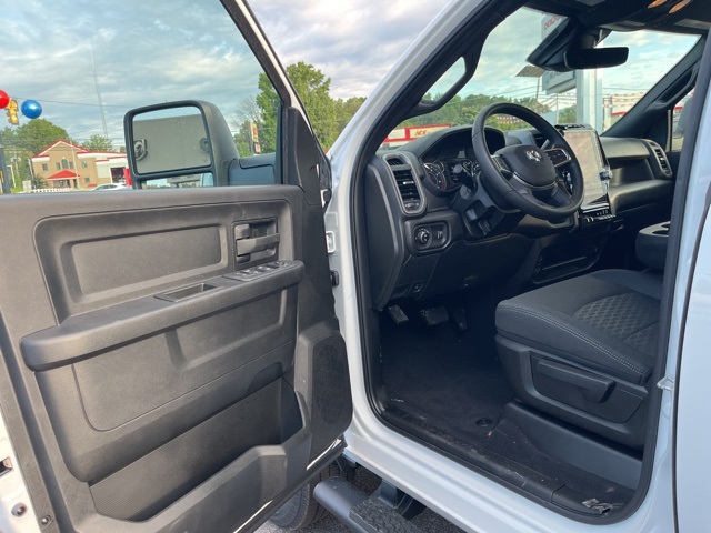 2026 Ram 2500 Tradesman photo 3