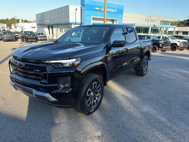 2026 Chevrolet Colorado Z71 photo 3