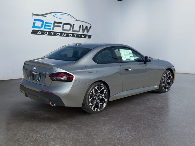 2025 Bmw 230i 230i xDrive photo 3