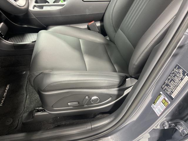 2026 Hyundai Palisade SEL photo 6