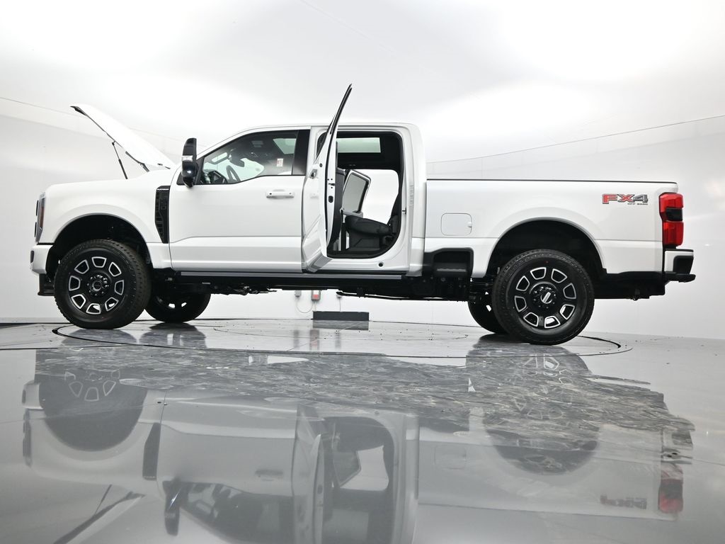 2026 Ford F-250 Platinum photo 57