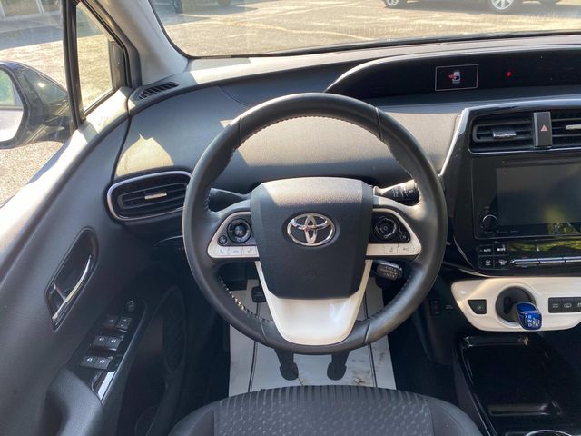 2017 Toyota Prius Prime Plus photo 7