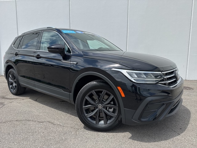 Certified 2022 Volkswagen Tiguan SE with VIN 3VV2B7AXXNM048456 for sale in Kansas City