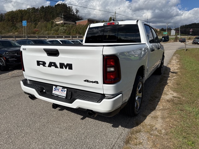 2026 Ram 1500 Express photo 2