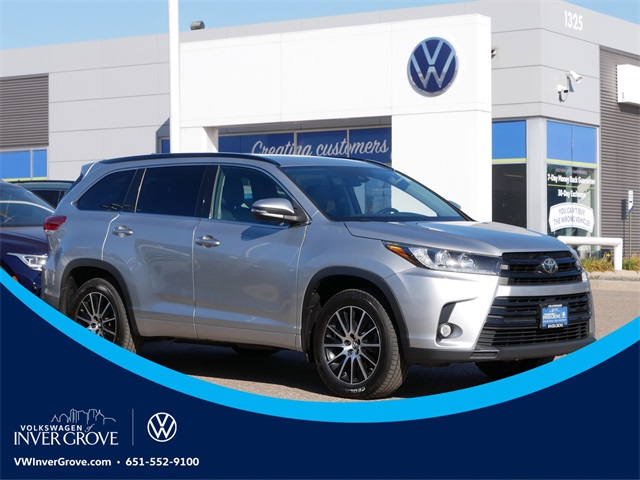 2017 Toyota Highlander SE