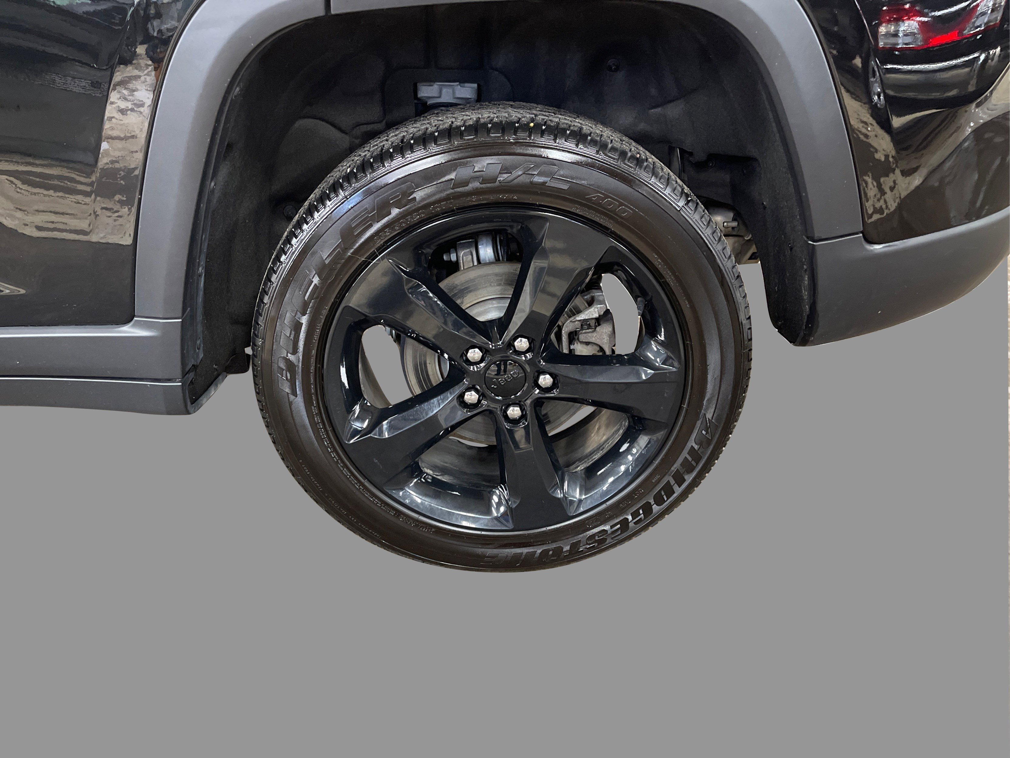 2023 Jeep Grand Cherokee Altitude photo 11