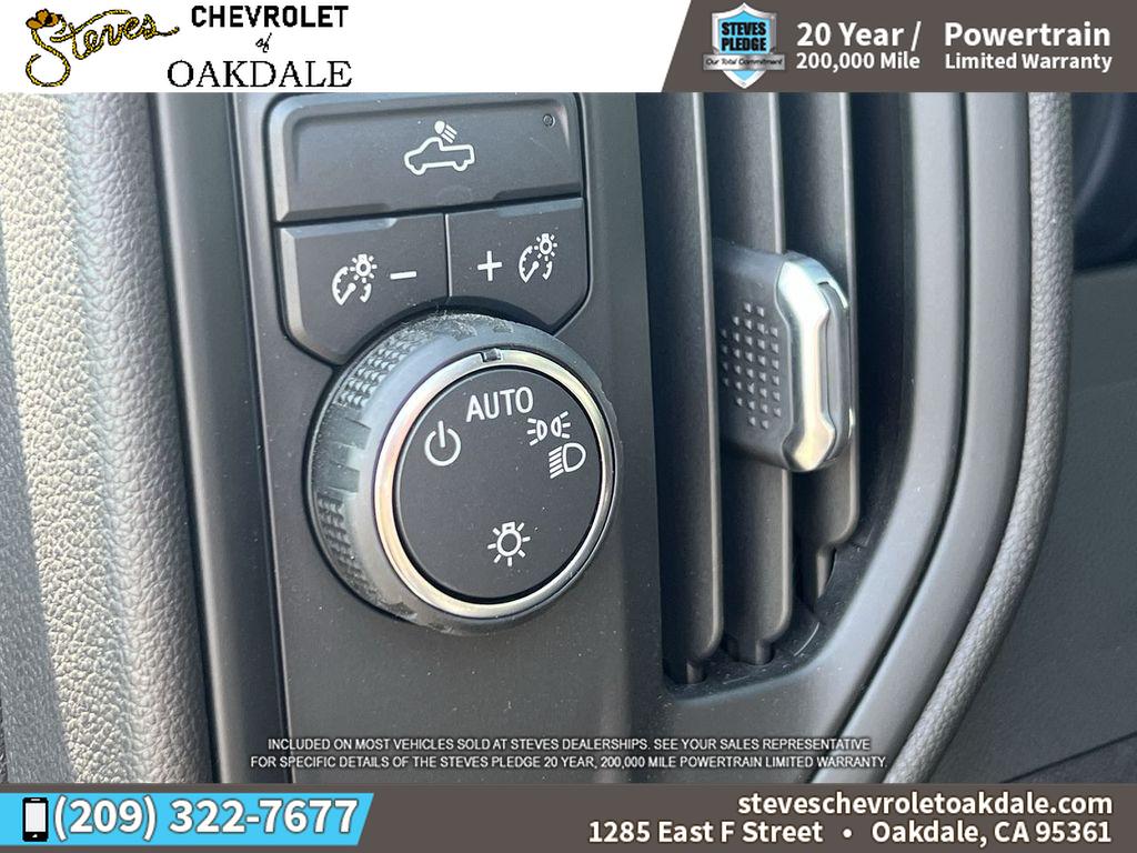 2025 Chevrolet Silverado 1500 Custom photo 19