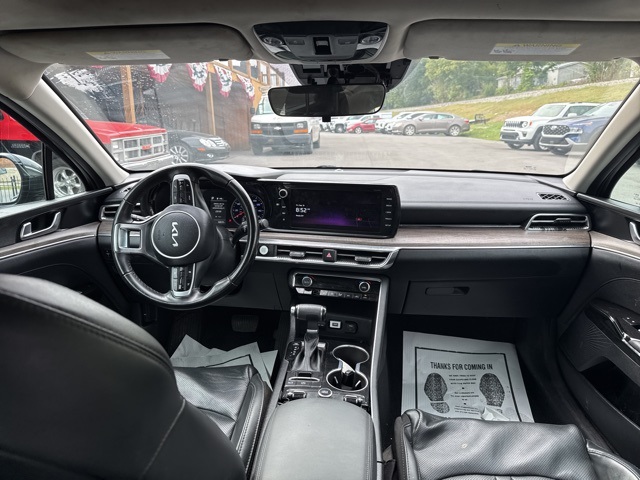 2023 Kia K5 EX photo 12