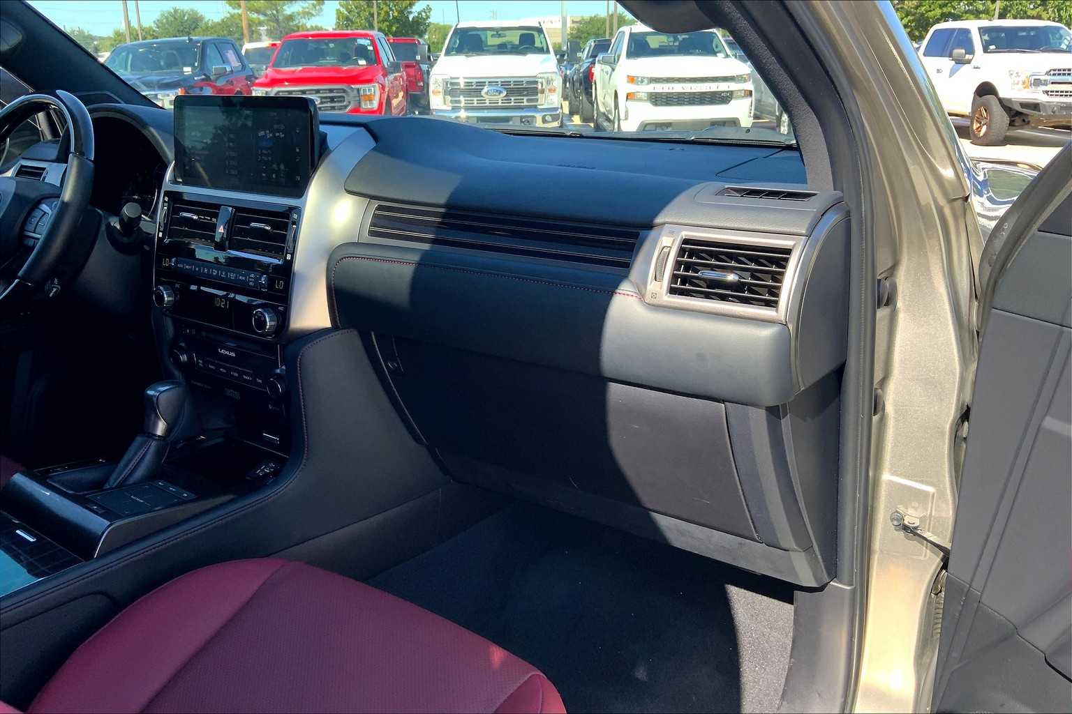 2023 Lexus GX 460 Premium photo 16