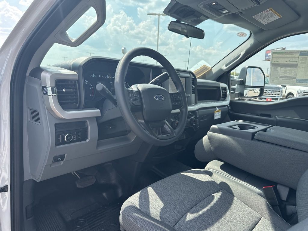 2026 Ford F-250 photo 11