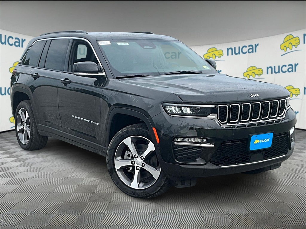 2024 Jeep Grand Cherokee 4xe's photo